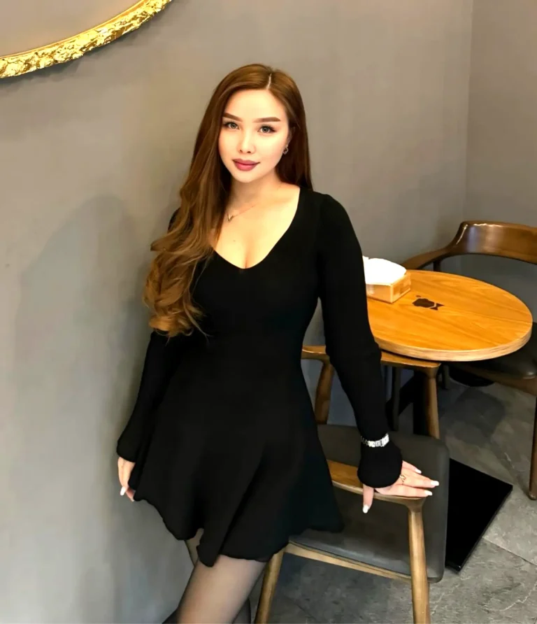 Эскортница Жулдызай  - грудь 2, рост 177 см, вес 60 кг, цвет волос Брюнетки, национальность Казашки