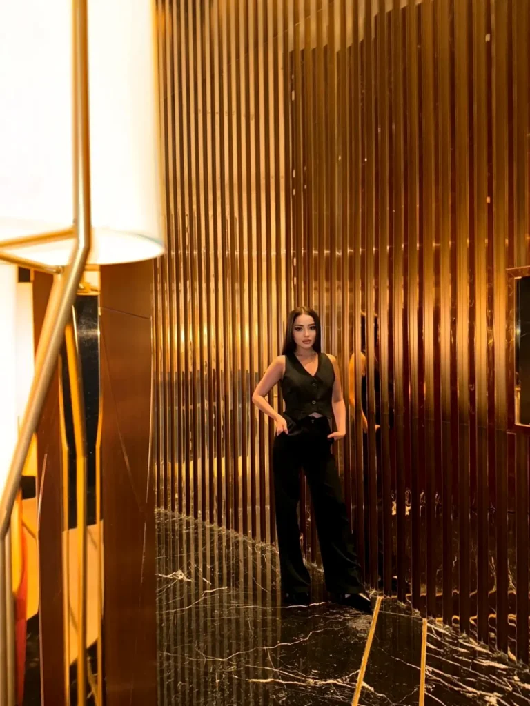 Эскортница Айгерим - грудь 1, рост 158 см, вес 49 кг, цвет волос Брюнетки, национальность Азиатки, Казашки