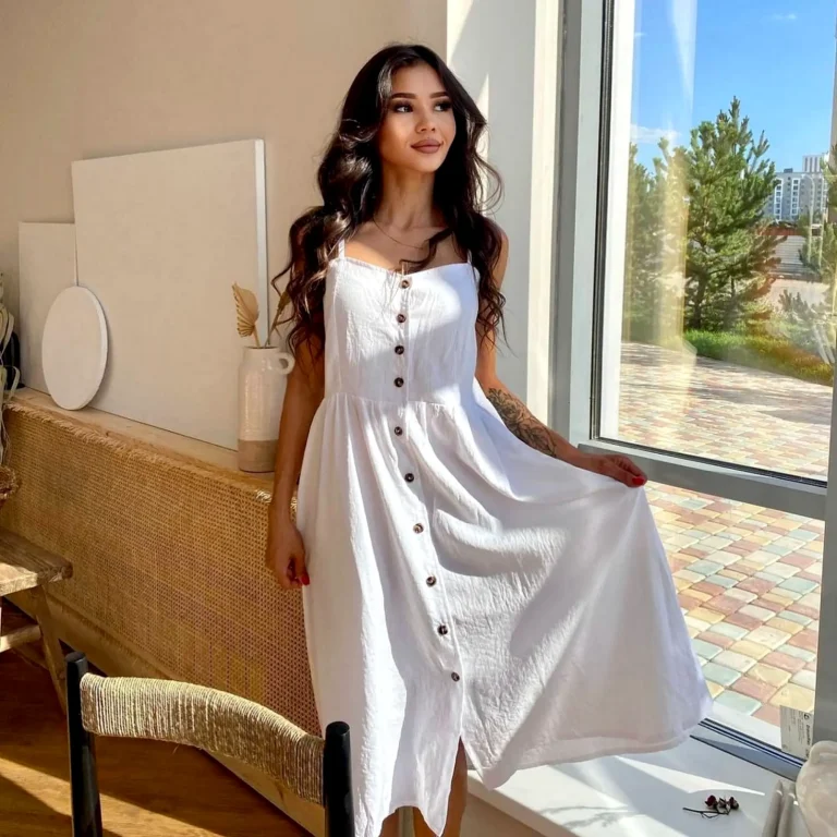 Эскортница Айнагуль - грудь 2, рост 167 см, вес 53 кг, цвет волос Брюнетки, национальность Казашки