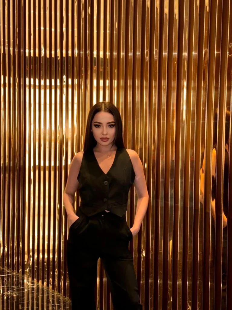 Эскортница Айгерим - грудь 1, рост 158 см, вес 49 кг, цвет волос Брюнетки, национальность Азиатки, Казашки