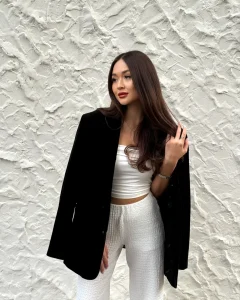 проститутка Салтанат — возраст 18, рост 169, вес 54, размер груди 1